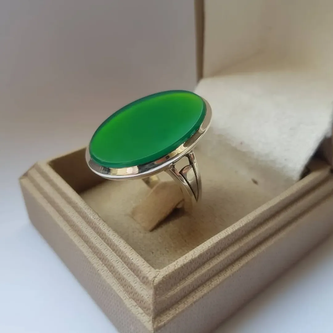 انگشتر مردانه نقره 925 مزین به سنگ عقیق سبز
